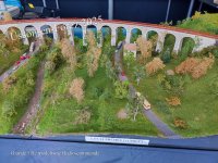 02 - Train 14 arches Viaduc.jpg